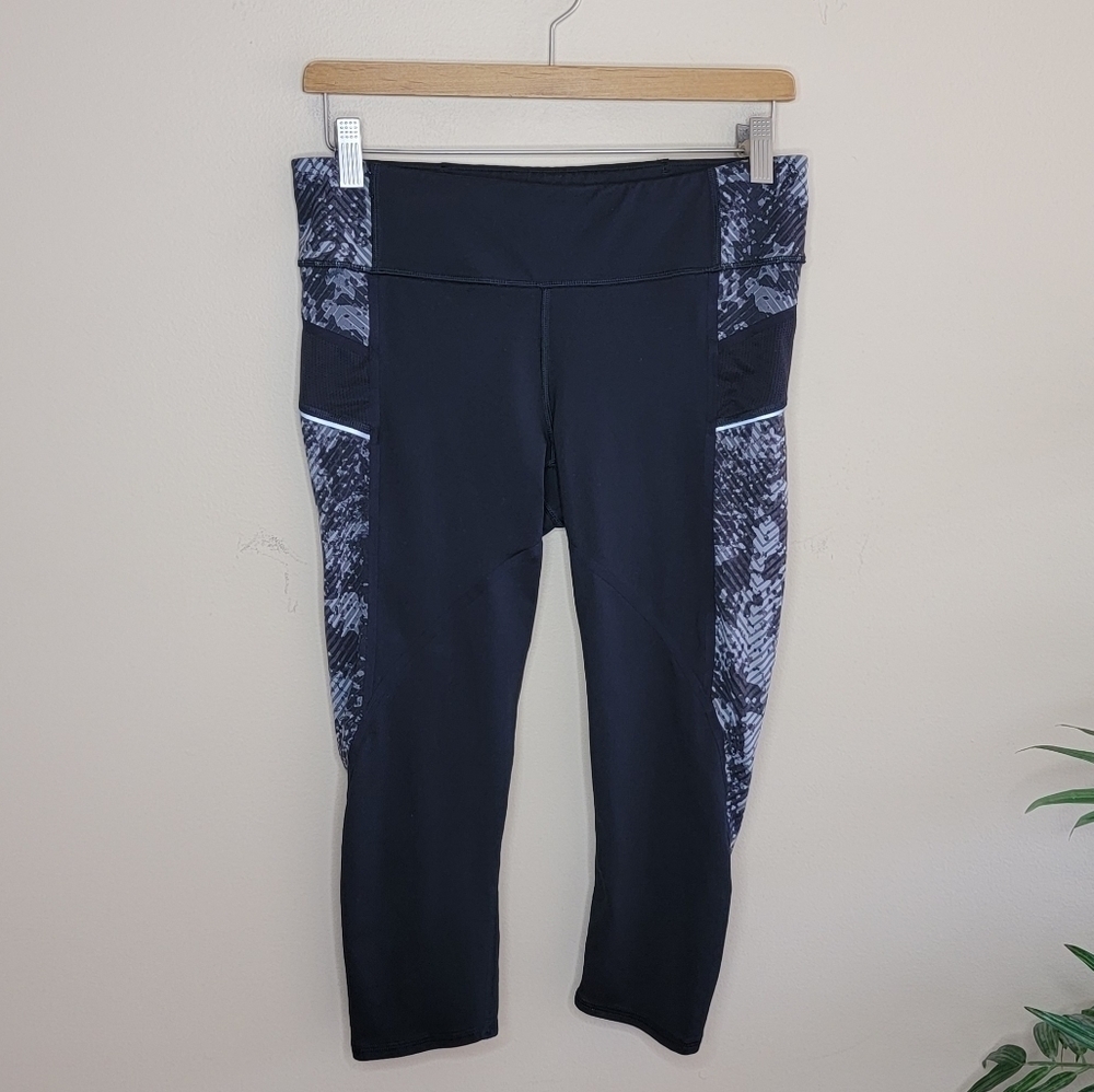 Athleta | Revolve Stride Capri Leggings with Gray Camo Side Panels